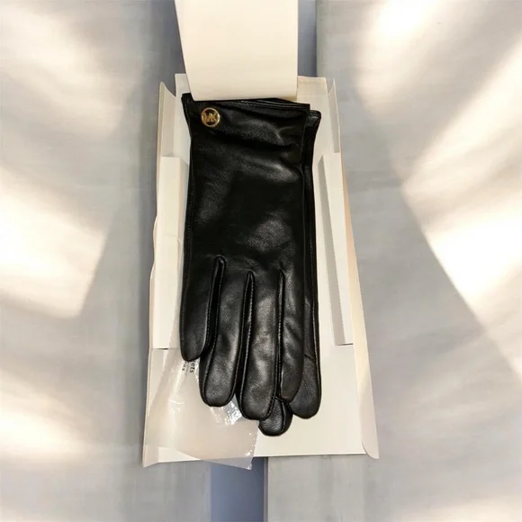 Michael Kors Black Leather Gloves with Gold Logo - Picture 4 of 6